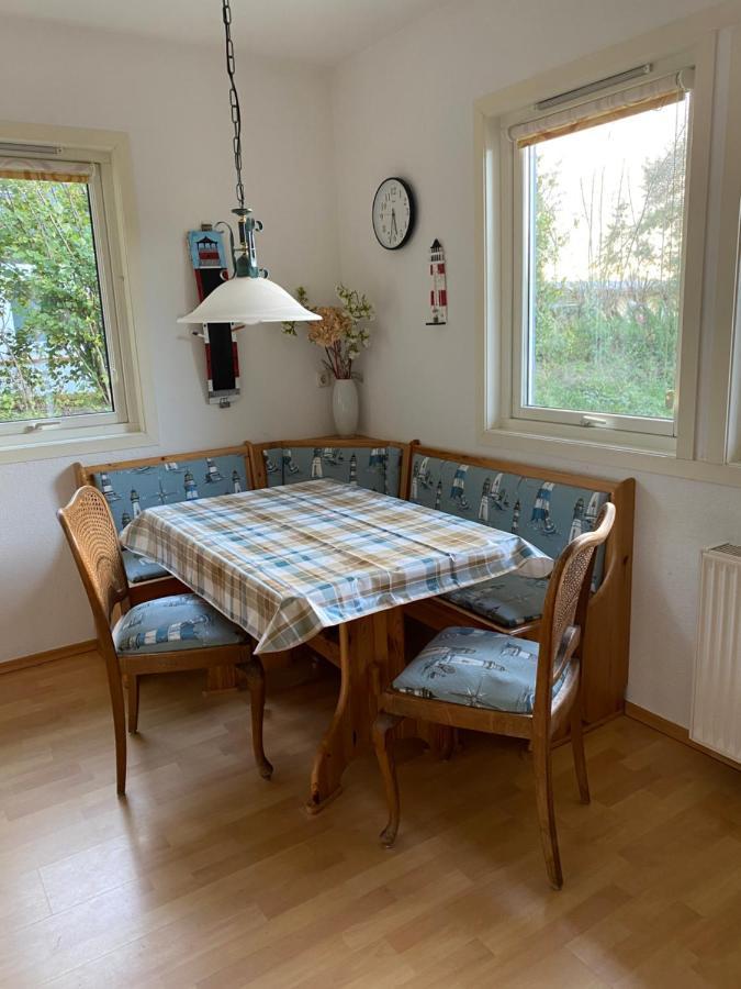 Freistehendes Einfamilienhaus Mit Boddenblick Naehe Ostsee Fuhlendorf  Exterior foto