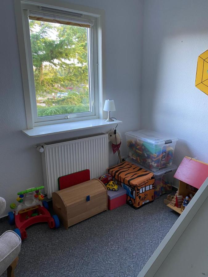 Freistehendes Einfamilienhaus Mit Boddenblick Naehe Ostsee Fuhlendorf  Exterior foto