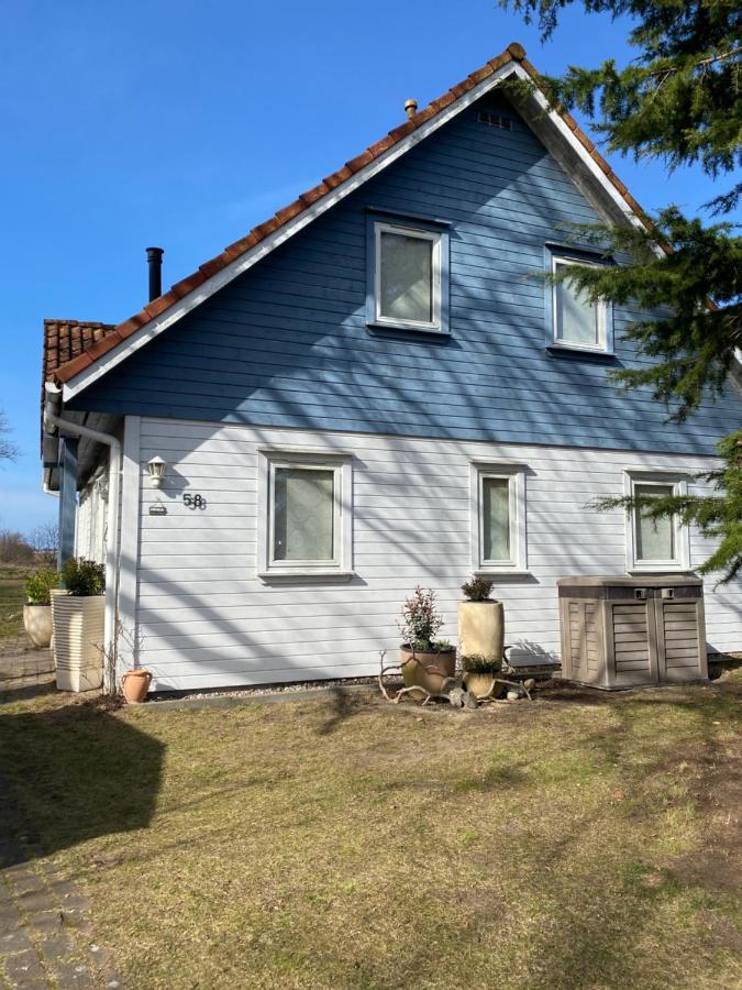 Freistehendes Einfamilienhaus Mit Boddenblick Naehe Ostsee Fuhlendorf  Exterior foto