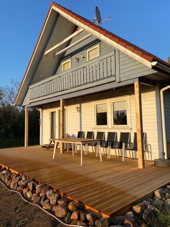 Freistehendes Einfamilienhaus Mit Boddenblick Naehe Ostsee Fuhlendorf  Exterior foto